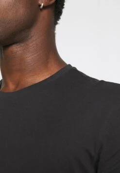 Pier One 3 Pack - T-Shirts - Black/Mottled Dark Grey/Bordeaux -Pier One 04cd6e61680f434c97b57d78f55241fd