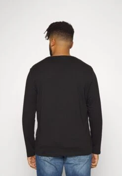 Pier One 2 Pack - Topper Langermet - Blue/Black 12 Pier One 2 Pack - Topper Langermet - Blue/Black -Pier One 15f224365c3d4ba896a36732a14e5141