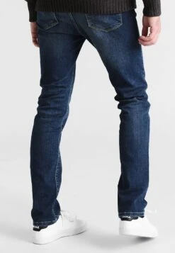 Pier One Jeans Straight Leg - Washed Dark Blue -Pier One 19f71c5aa23e4aee8fbafd64cafceb95