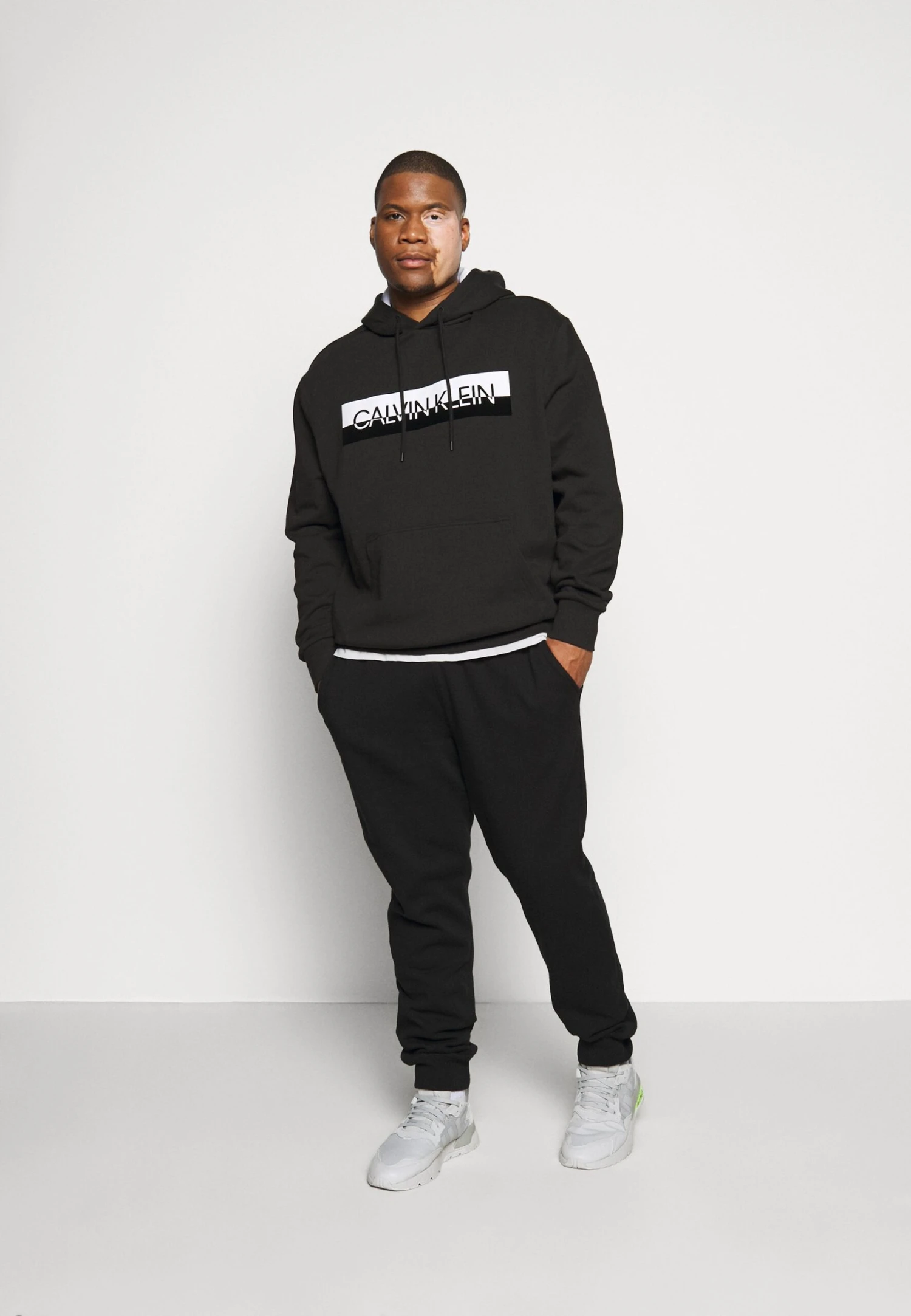 Pier One Joggebukse - Black 4 Pier One Joggebukse - Black - Bilde 2