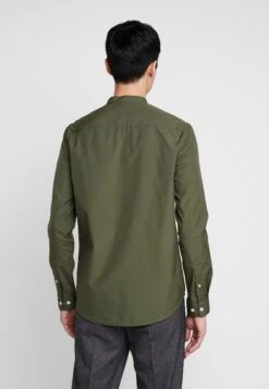 Pier One 2 Pack - Skjorte - Oliv/Black -Pier One 2938873689d64473bdedf7291e717928