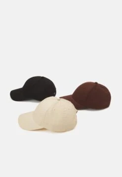 Pier One Unisex 3 Pack - Cap - Black/Dark Brown/Beige -Pier One 322c39d131ac488ea8bb229f1824c6e8