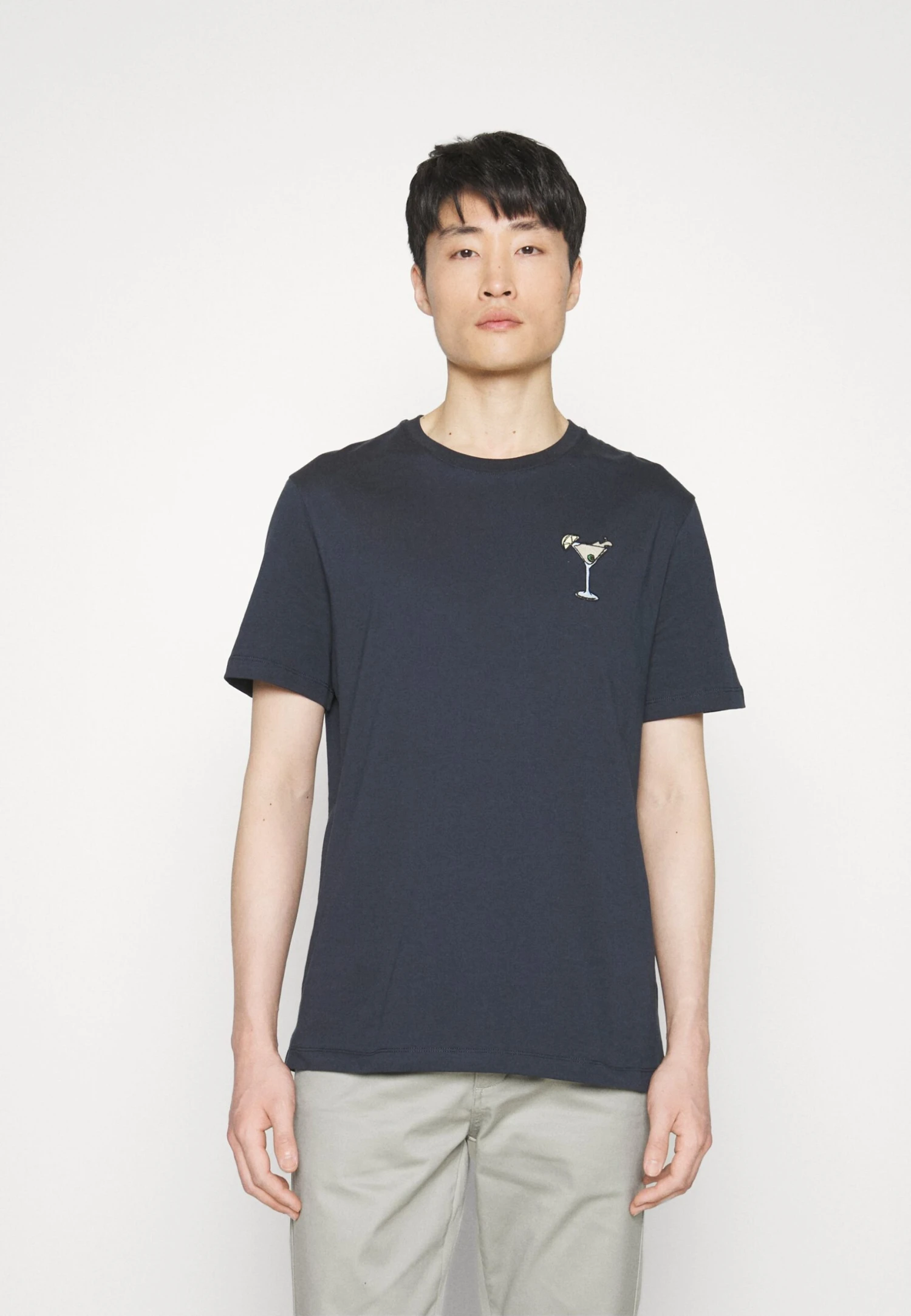 Pier One Cocktail Tee- T-Shirts Med Print - 503 - Dark Blue 3 Pier One Cocktail Tee- T-Shirts Med Print - 503 - Dark Blue