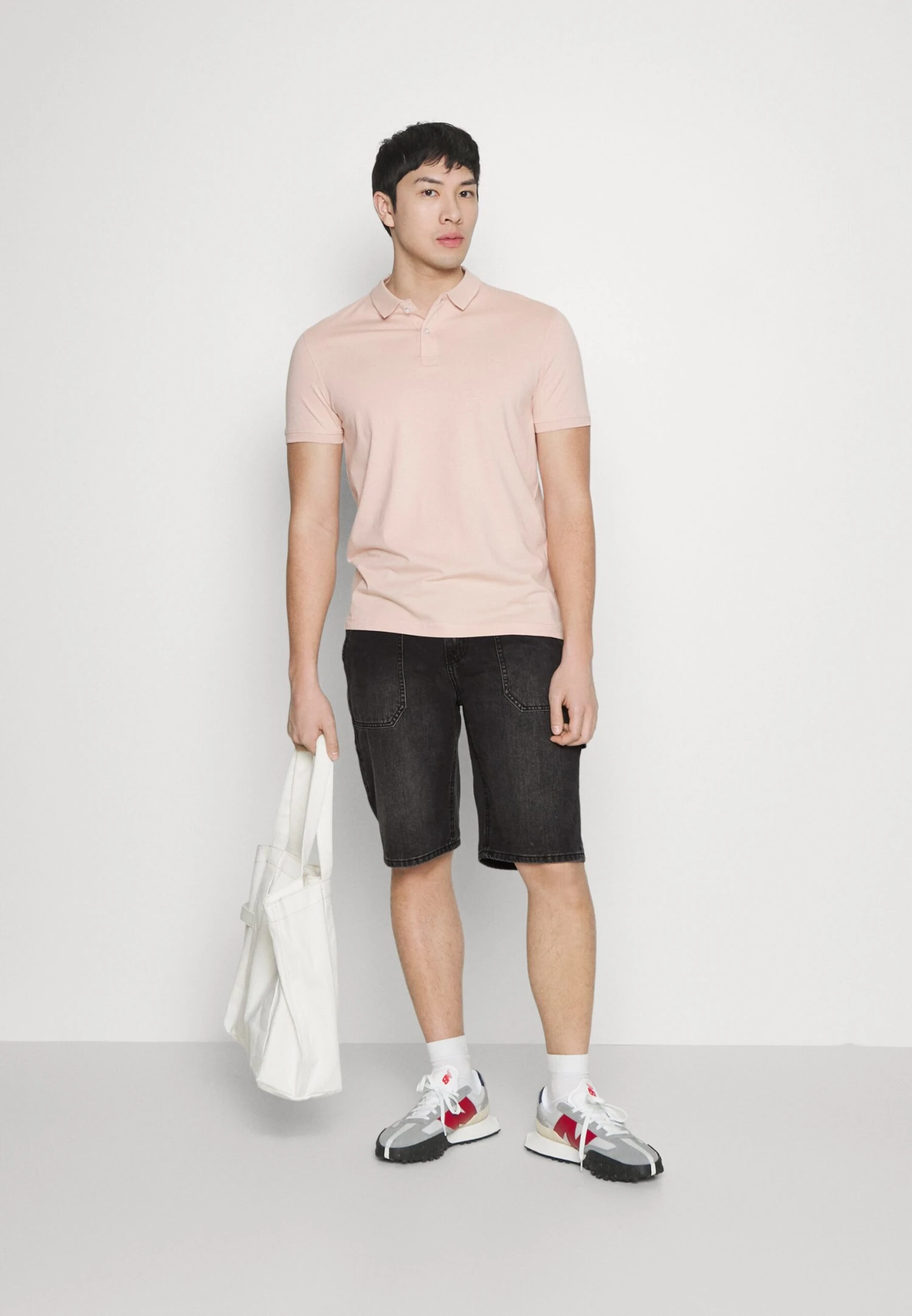 Pier One Regular Fit Carpenter - Jeansshorts -Black 4 Pier One Regular Fit Carpenter - Jeansshorts -Black - Bilde 2