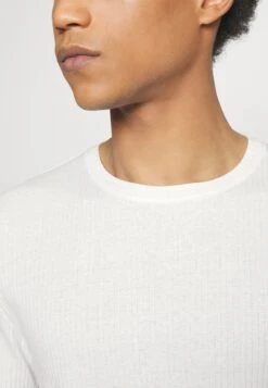 Pier One Slim Fit Ribbed T-Shirt 2 Pack - T-Shirts - White/Black 13 Pier One Slim Fit Ribbed T-Shirt 2 Pack - T-Shirts - White/Black -Pier One 47ed5d9d06544ed3a59ae57586b07ca5