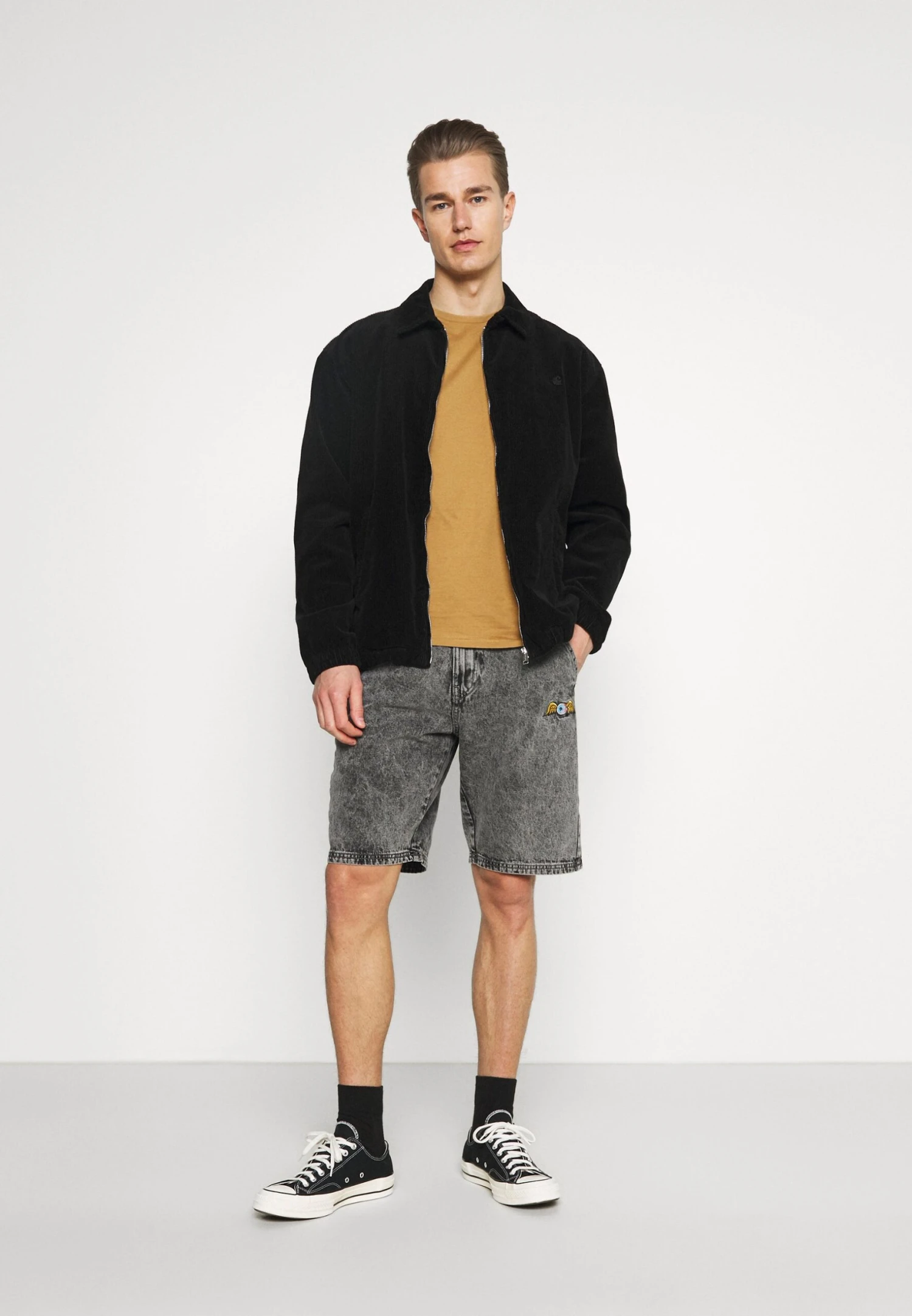 Pier One 5 Pack - T-Shirts - Brown/White/Black 3 Pier One 5 Pack - T-Shirts - Brown/White/Black