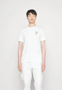 Pier One Cocktail Tee- T-Shirts Med Print - White