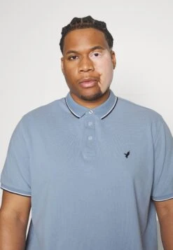 Pier One Poloskjorter - Light Blue -Pier One 74e9751cbda04c418ae802e7ac79af9f