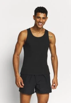 Pier One 3 Pack - Undertrøye - Black -Pier One 7b31f4064c4b4d3ea2eea242ad20c02d