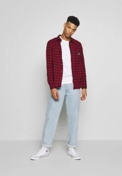 Pier One 3 Pack - T-Shirts -Black/ White -Pier One 83a66c588c8248799b6908fdd4939512