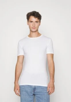 Pier One 3 Pack Muscle Fit- T-Shirts - White -Pier One 8e045e8a726d45a4854503a4ddee04a2