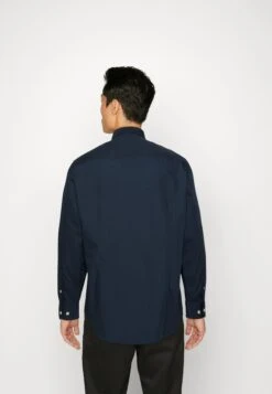 Pier One 3 Pack - Finskjorte - White/Light Blue/Dark Blue -Pier One 9c5bc8c34ea0415fb949ca66c8b6f9f0