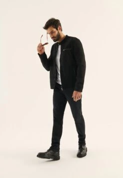 Pier One Imitert Skinnjakke - Black 8 Pier One Imitert Skinnjakke - Black -Pier One a93e96cf744241da850eca182cb9270d