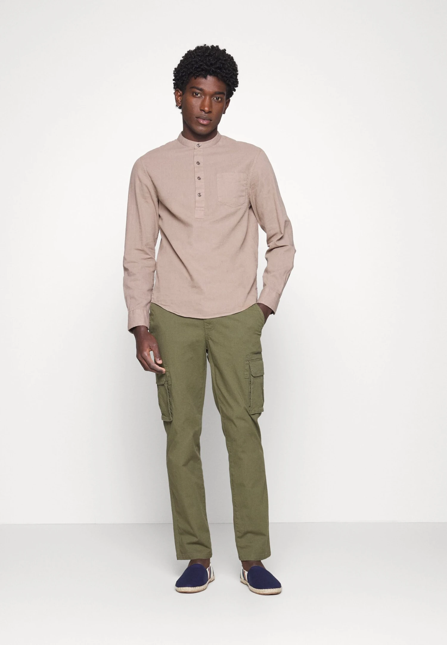 Pier One Skjorte - Taupe 4 Pier One Skjorte - Taupe - Bilde 2