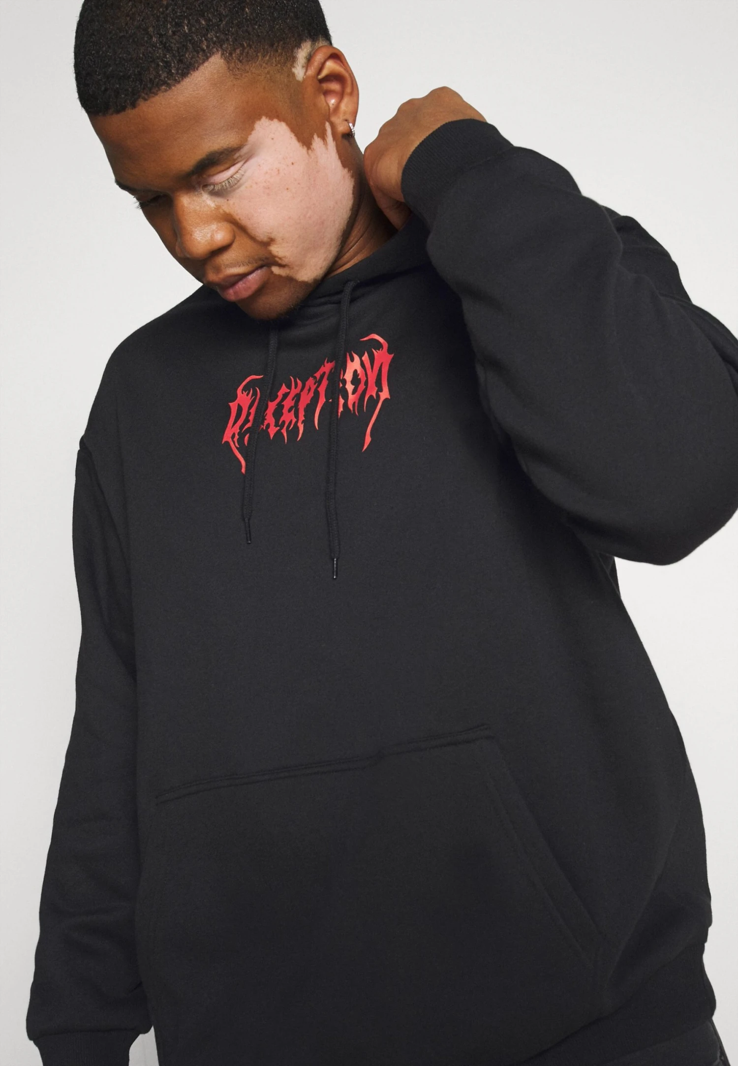 Pier One Hoodie - Black 6 Pier One Hoodie - Black - Bilde 4