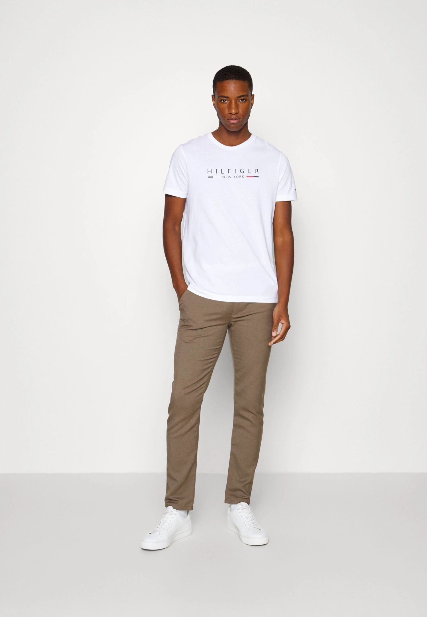 Pier One Chinos - Brown 4 Pier One Chinos - Brown - Bilde 2