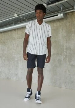 Pier One 2 Pack - Skjorte - Black/White