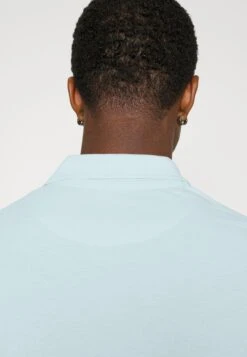 Pier One 3 Pack - Poloskjorter - Light Blue/Blue/Dark Blue -Pier One dc8d7078be0349f2a66422bd4f6d92ae