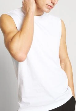 Pier One 3 Pack - T-Shirts - Grey/White/Black -Pier One ddc181212b114a928b8f59830838a329