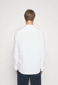 Pier One 2 Pack - Skjorte - White/Olive 10 Pier One 2 Pack - Skjorte - White/Olive -Pier One df19cc02f99342c9a0b8409e9ead6fb0