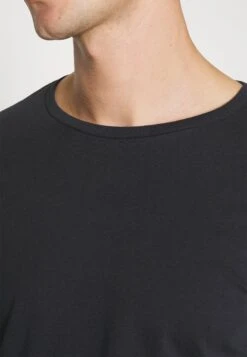 Pier One 2 Pack - Topper Langermet - Bordeaux/Dark Blue 13 Pier One 2 Pack - Topper Langermet - Bordeaux/Dark Blue -Pier One eb4514286e5440159a9ae5fde4e2bf28