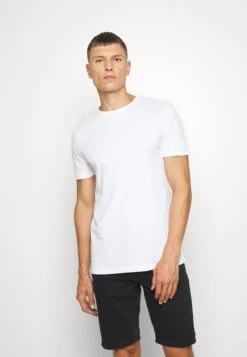 Pier One 7 Pack - T-Shirts - White/Blue/Green 10 Pier One 7 Pack - T-Shirts - White/Blue/Green -Pier One ec45e90eee794745967ff4f5aab70025