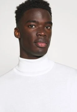 Pier One Strikkegenser - Off-White -Pier One f904e2f3a5d44d2aa5d3a33c4185d11b